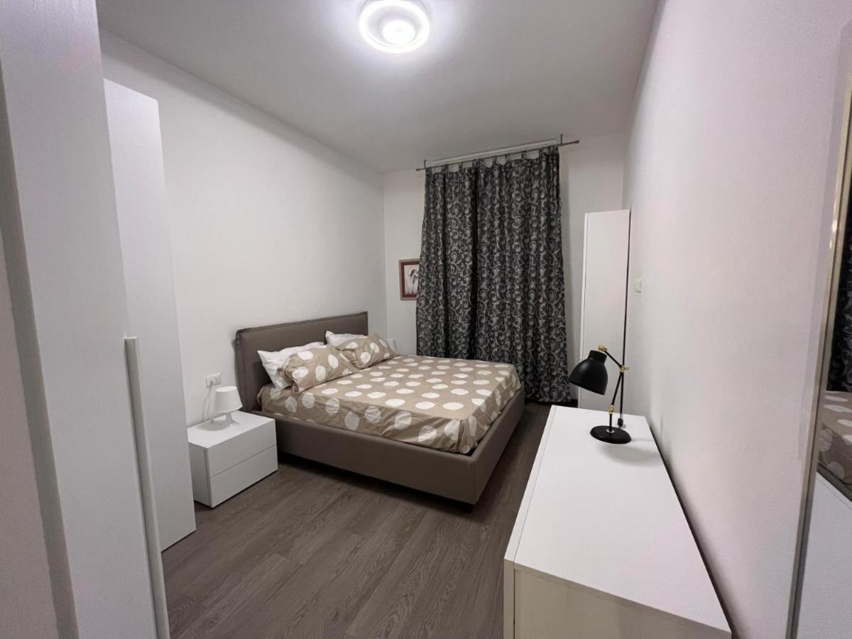 Col Di Lana Apt Milan Exterior photo
